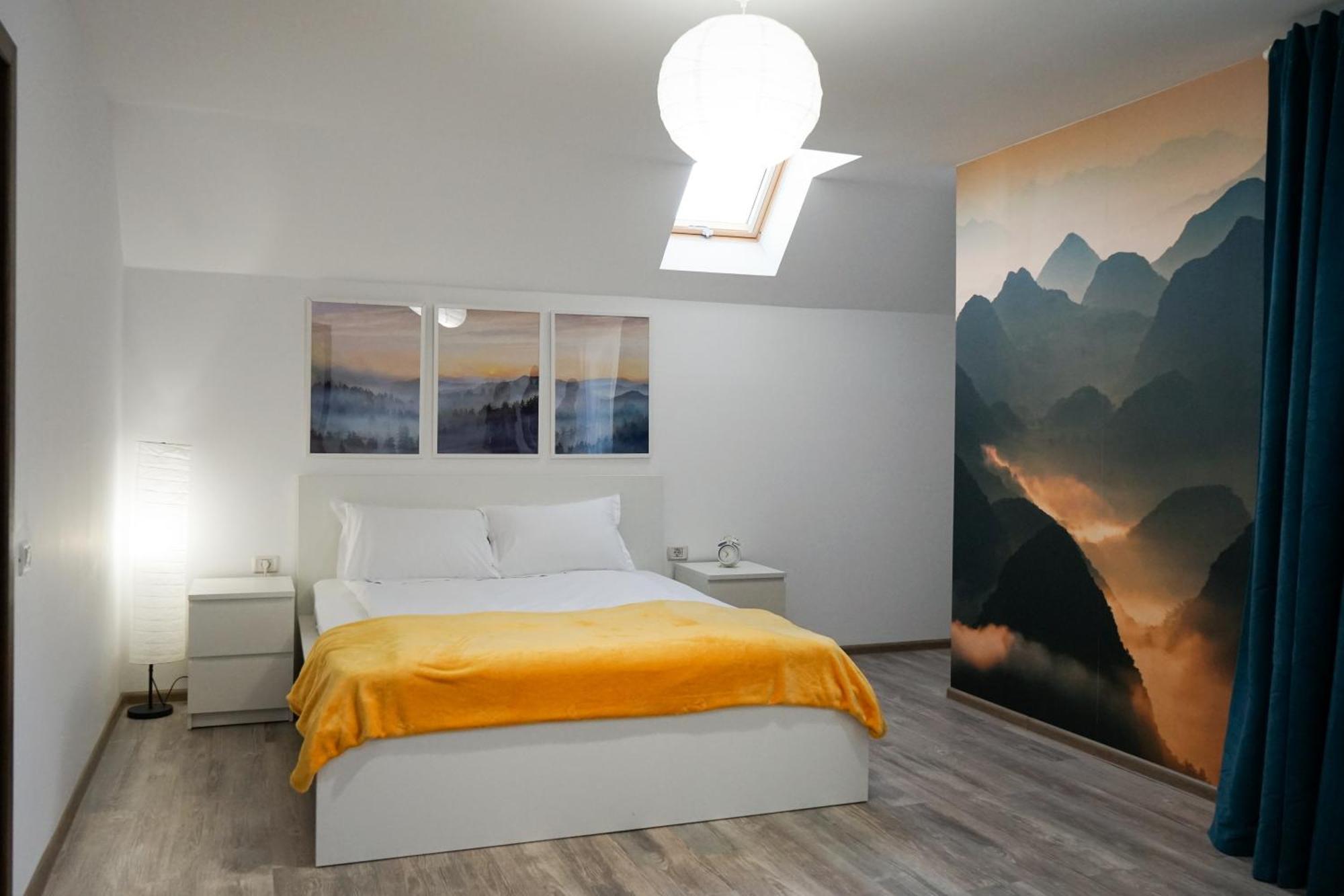 Mirandis Apartments - Comfort & Private Parking Near Coresi Mall Brassó Kültér fotó