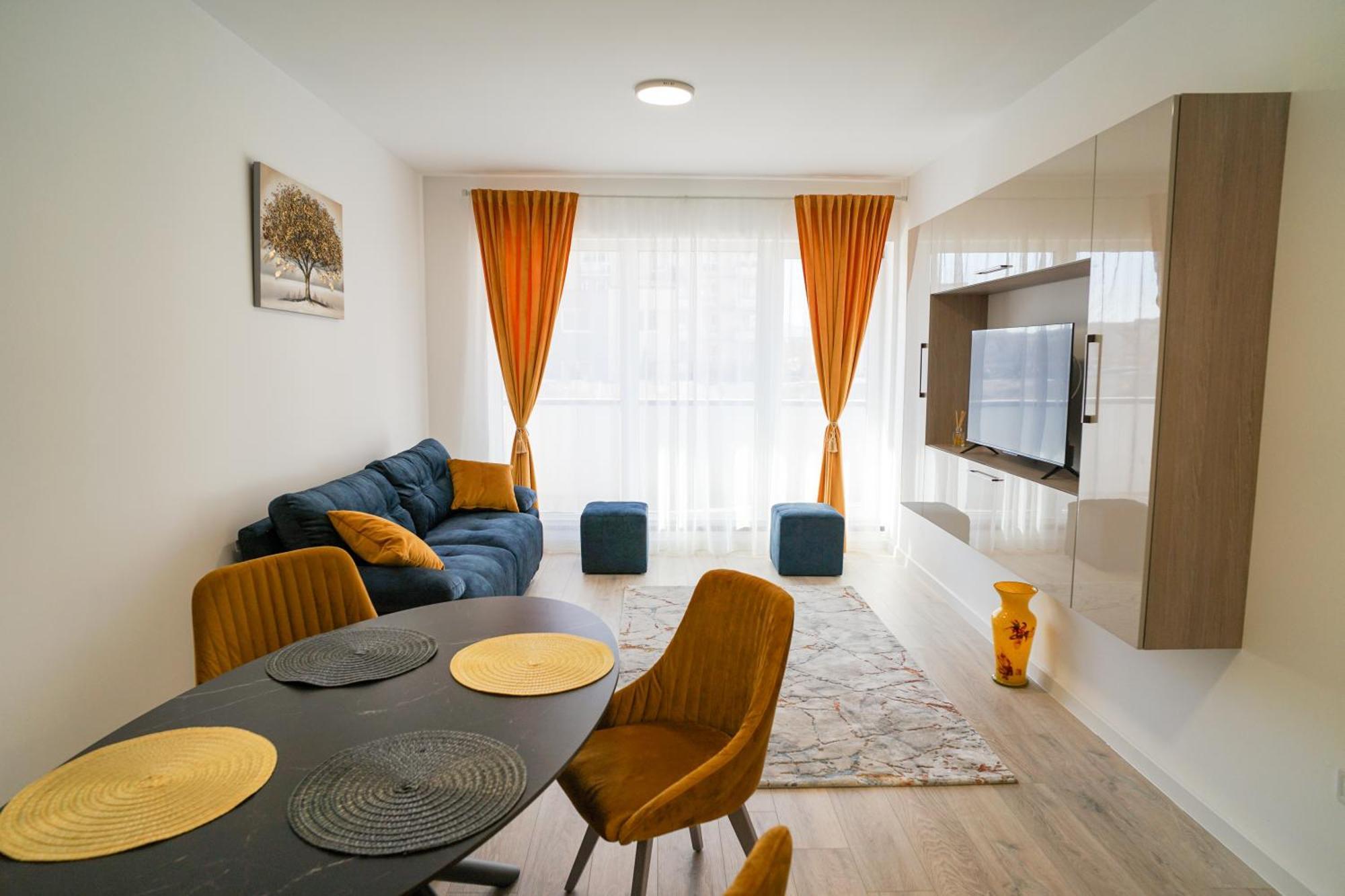 Mirandis Apartments - Comfort & Private Parking Near Coresi Mall Brassó Kültér fotó