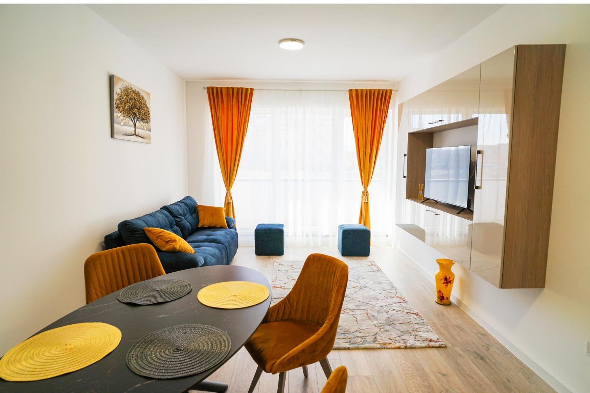 Mirandis Apartments - Comfort & Private Parking Near Coresi Mall Brassó Kültér fotó